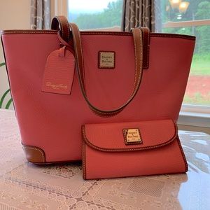 Dooney and Bourke pink tote and wallet (like new)